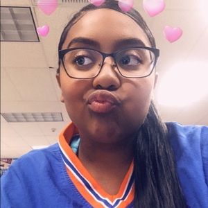 Meet your Posher, Melonie